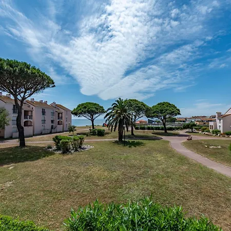 Antigua-3 By Interhome