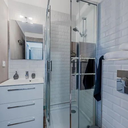 Apartment Antigua-3 By Interhome *
